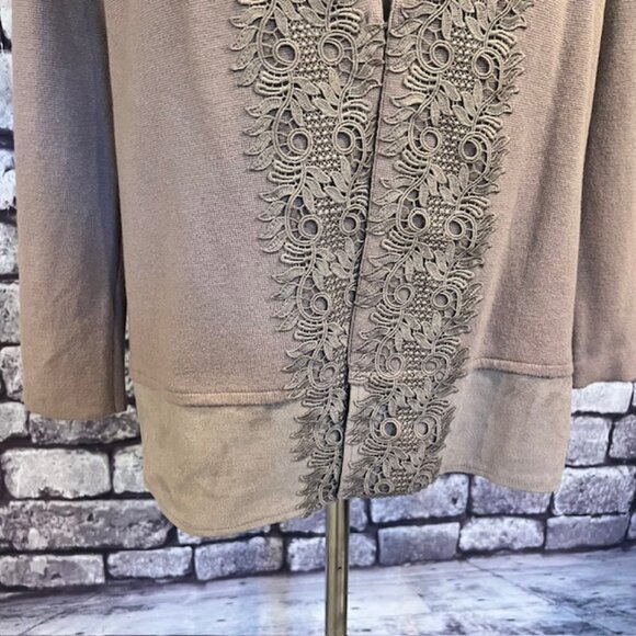 Chico's Taupe Long Sleeve Decorative Lace Front Jacket Size L - Picture 3 of 9